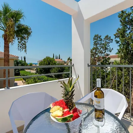 Apartamento Color Cyprus Amozoniu Oroklini
