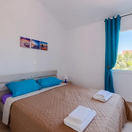 Color Cyprus Amozoniu Apartamento Oroklini