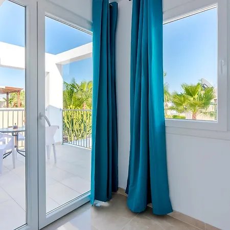 דירה Color Cyprus Amozoniu *